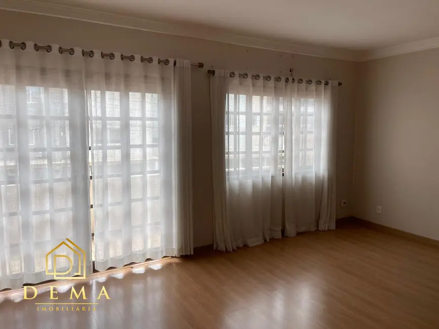 Foto 3 de Apartamento com 3 quartos à venda, 260m2 em Vila Industrial, Toledo - PR