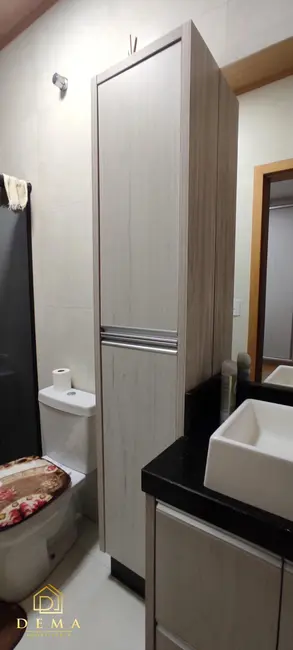 Casa com 1 quarto à venda, 428m2 em Jardim Gisela, Toledo - PR - imagem 6 Foto 6 de Casa com 1 quarto à venda, 428m2 em Jardim Gisela, Toledo - PR
