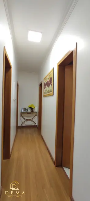 Casa com 1 quarto à venda, 428m2 em Jardim Gisela, Toledo - PR - imagem 9 Foto 9 de Casa com 1 quarto à venda, 428m2 em Jardim Gisela, Toledo - PR