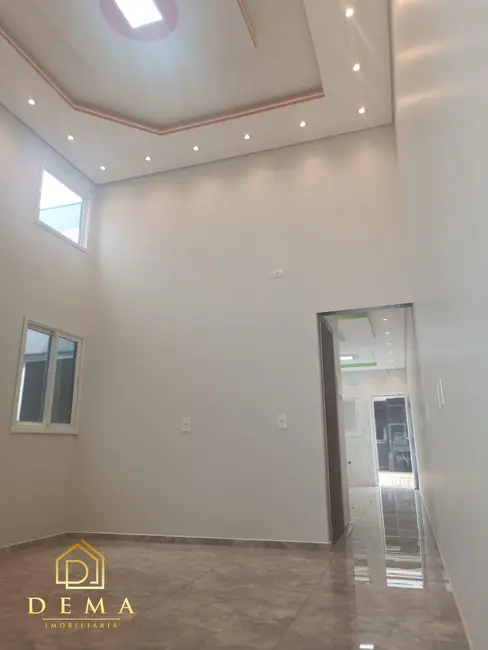 Casa com 2 quartos à venda, 110m2 em Vila Becker, Toledo - PR - imagem 3 Foto 3 de Casa com 2 quartos à venda, 110m2 em Vila Becker, Toledo - PR