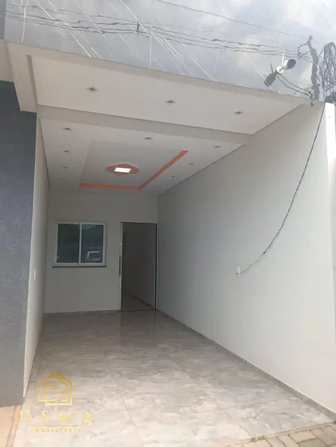 Casa com 2 quartos à venda, 110m2 em Vila Becker, Toledo - PR - imagem 2 Foto 2 de Casa com 2 quartos à venda, 110m2 em Vila Becker, Toledo - PR