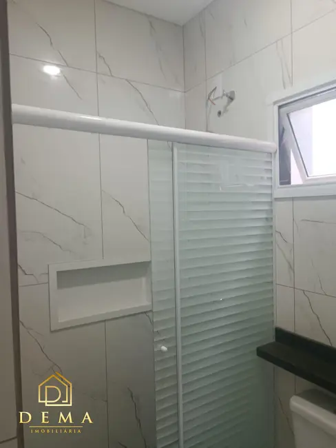 Casa com 2 quartos à venda, 110m2 em Vila Becker, Toledo - PR - imagem 7 Foto 7 de Casa com 2 quartos à venda, 110m2 em Vila Becker, Toledo - PR