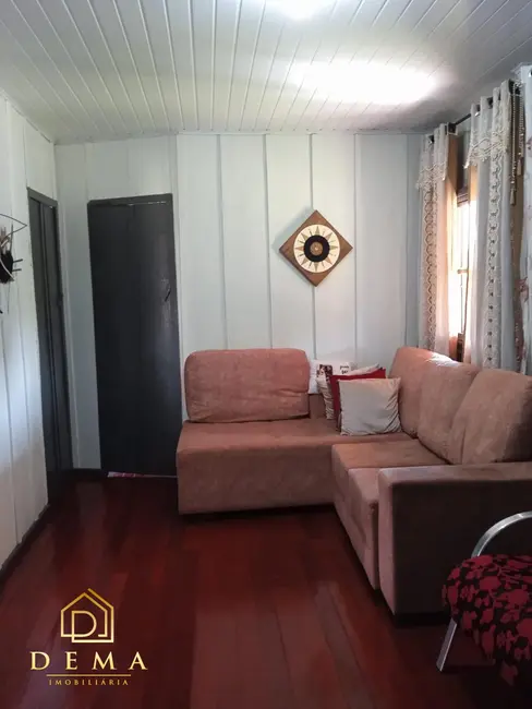 Chácara com 4 quartos à venda, 1336m2 em Toledo - PR - imagem 3 Foto 3 de Chácara com 4 quartos à venda, 1336m2 em Toledo - PR