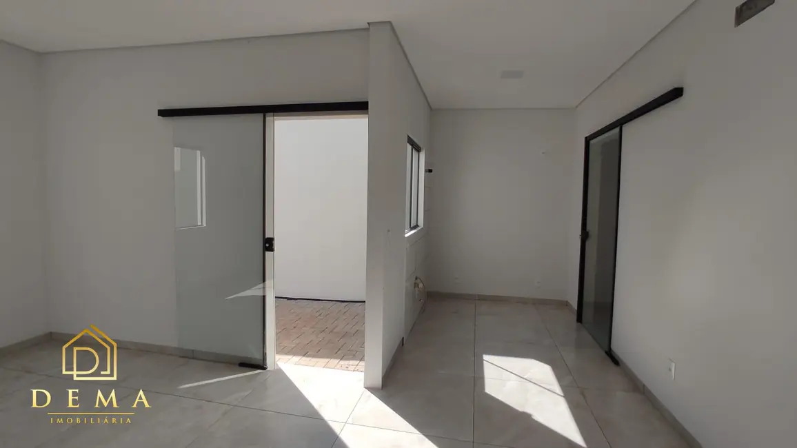 Casa com 2 quartos à venda, 58m2 em Pinheirinho, Toledo - PR - imagem 5 Foto 5 de Casa com 2 quartos à venda, 58m2 em Pinheirinho, Toledo - PR