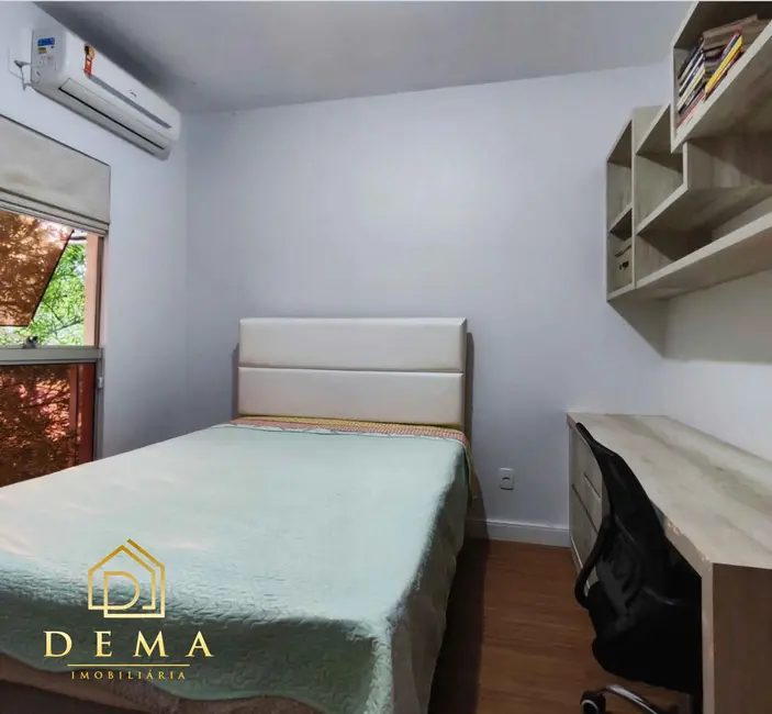 Sobrado com 2 quartos à venda, 98m2 em Jardim Pancera, Toledo - PR - imagem 2 Foto 2 de Sobrado com 2 quartos à venda, 98m2 em Jardim Pancera, Toledo - PR
