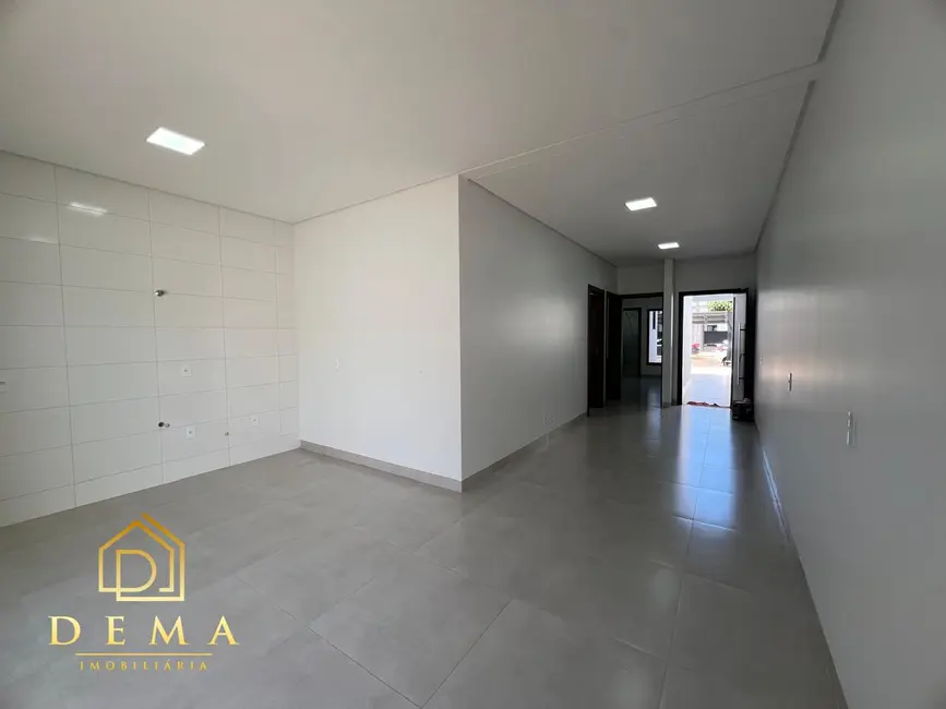 Foto 3 de Casa com 1 quarto à venda, 68m2 em Jardim Coopagro, Toledo - PR