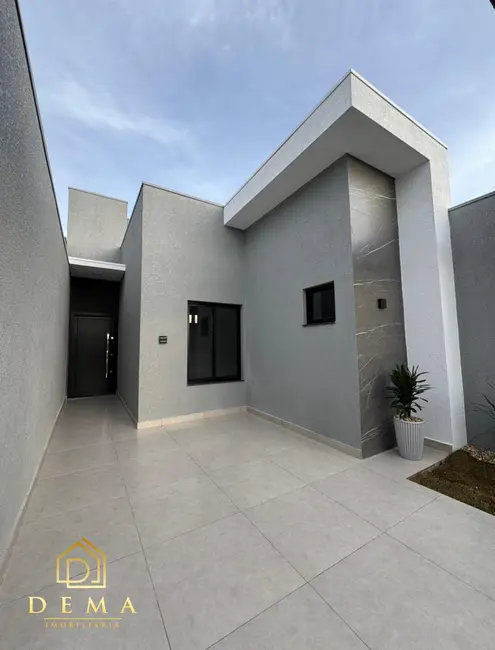 Casa com 2 quartos à venda, 131m2 em Toledo - PR - imagem 1 Foto 1 de Casa com 2 quartos à venda, 131m2 em Toledo - PR