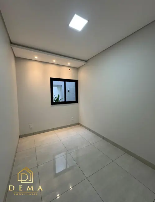 Casa com 1 quarto à venda, 90m2 em Jardim Coopagro, Toledo - PR - imagem 7 Foto 7 de Casa com 1 quarto à venda, 90m2 em Jardim Coopagro, Toledo - PR