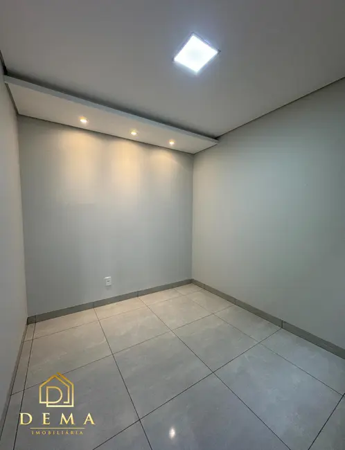 Casa com 2 quartos à venda, 98m2 em Jardim Coopagro, Toledo - PR - imagem 6 Foto 6 de Casa com 2 quartos à venda, 98m2 em Jardim Coopagro, Toledo - PR