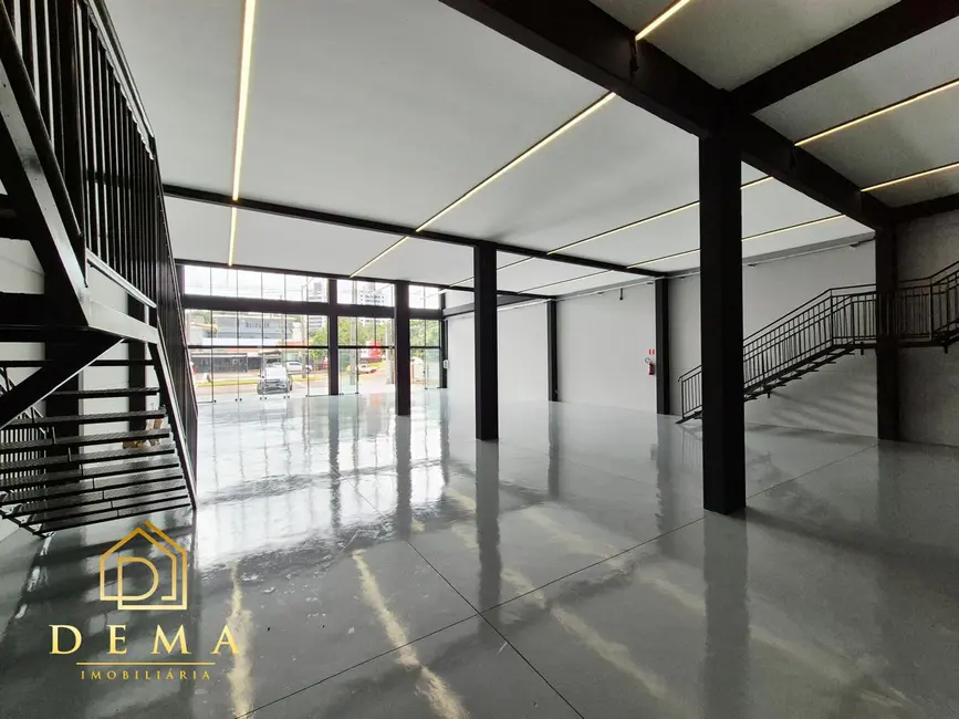 Foto 9 de Armazém / Galpão à venda, 550m2 em Jardim Coopagro, Toledo - PR