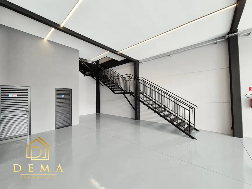 Foto 8 de Armazém / Galpão à venda, 550m2 em Jardim Coopagro, Toledo - PR