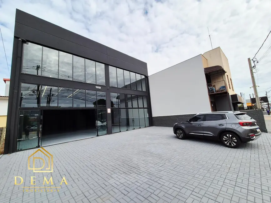 Foto 1 de Armazém / Galpão à venda, 550m2 em Jardim Coopagro, Toledo - PR