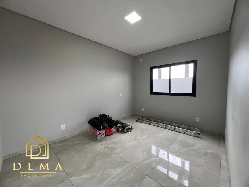 Casa com 1 quarto à venda, 47m2 em Jardim Coopagro, Toledo - PR - imagem 9 Foto 9 de Casa com 1 quarto à venda, 47m2 em Jardim Coopagro, Toledo - PR