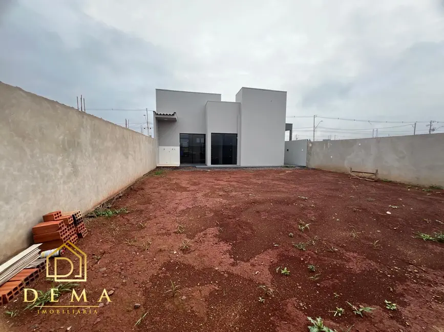 Casa com 1 quarto à venda, 47m2 em Jardim Coopagro, Toledo - PR - imagem 3 Foto 3 de Casa com 1 quarto à venda, 47m2 em Jardim Coopagro, Toledo - PR