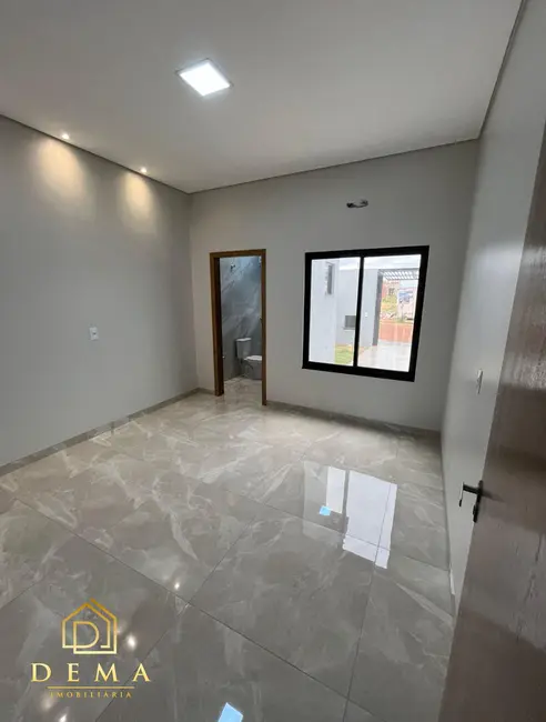 Casa com 1 quarto à venda, 61m2 em Jardim Coopagro, Toledo - PR - imagem 7 Foto 7 de Casa com 1 quarto à venda, 61m2 em Jardim Coopagro, Toledo - PR