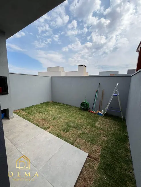 Casa com 1 quarto à venda, 61m2 em Jardim Coopagro, Toledo - PR - imagem 4 Foto 4 de Casa com 1 quarto à venda, 61m2 em Jardim Coopagro, Toledo - PR