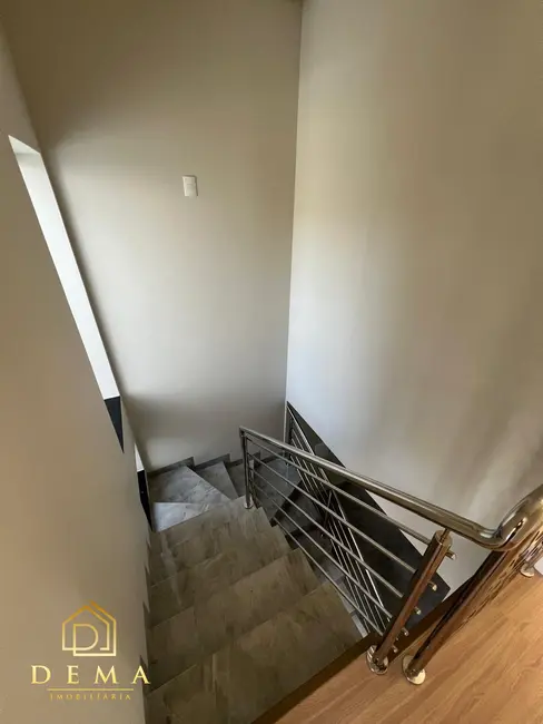 Sobrado com 2 quartos à venda, 113m2 em Vila Industrial, Toledo - PR - imagem 9 Foto 9 de Sobrado com 2 quartos à venda, 113m2 em Vila Industrial, Toledo - PR