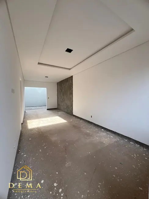 Casa com 1 quarto à venda, 65m2 em Toledo - PR - imagem 2 Foto 2 de Casa com 1 quarto à venda, 65m2 em Toledo - PR