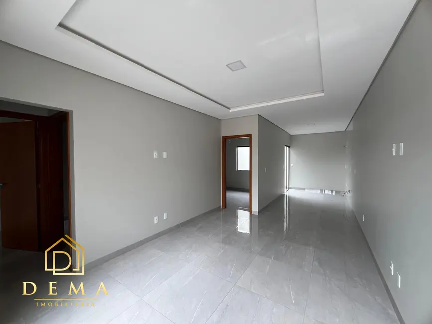 Casa com 3 quartos à venda, 73m2 em Toledo - PR - imagem 5 Foto 5 de Casa com 3 quartos à venda, 73m2 em Toledo - PR
