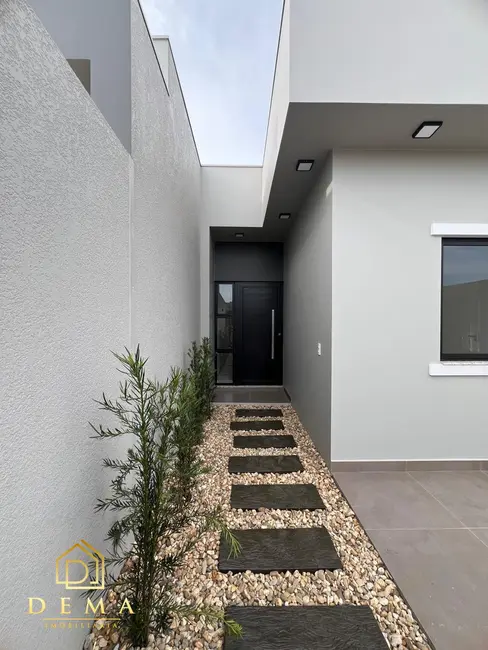 Foto 4 de Casa com 2 quartos à venda, 80m2 em Toledo - PR