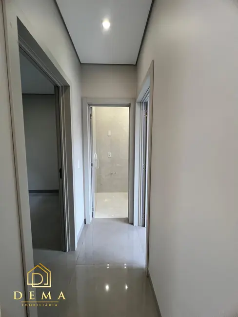 Foto 9 de Casa com 2 quartos à venda, 80m2 em Toledo - PR