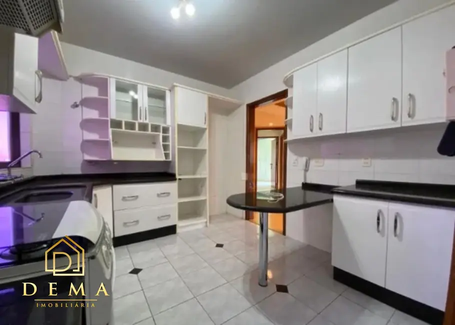 Apartamento com 2 quartos à venda, 113m2 em Centro, Toledo - PR - imagem 5 Foto 5 de Apartamento com 2 quartos à venda, 113m2 em Centro, Toledo - PR