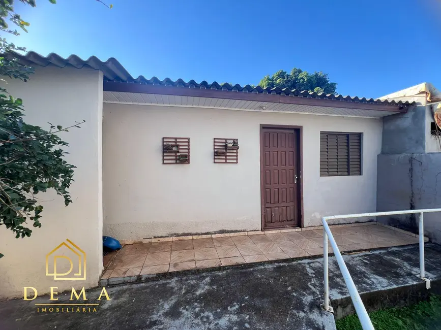 Foto 13 de Casa à venda, 191m2 em Jardim Gisela, Toledo - PR