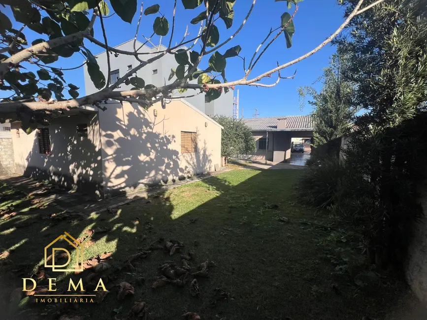 Foto 15 de Casa à venda, 191m2 em Jardim Gisela, Toledo - PR