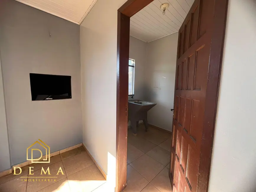 Foto 11 de Casa à venda, 191m2 em Jardim Gisela, Toledo - PR