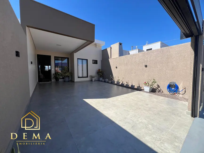 Casa com 2 quartos à venda, 110m2 em Jardim Concórdia, Toledo - PR - imagem 1 Foto 1 de Casa com 2 quartos à venda, 110m2 em Jardim Concórdia, Toledo - PR