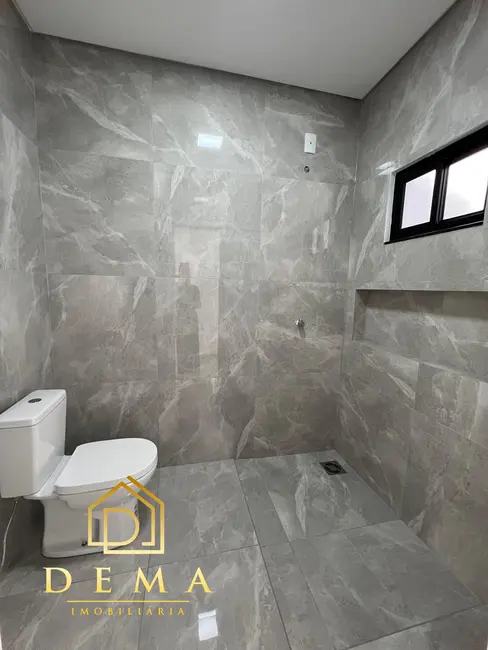 Casa com 2 quartos à venda, 110m2 em Jardim Concórdia, Toledo - PR - imagem 9 Foto 9 de Casa com 2 quartos à venda, 110m2 em Jardim Concórdia, Toledo - PR