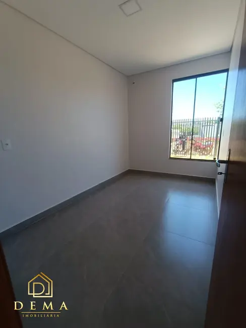 Foto 7 de Casa com 2 quartos à venda, 54m2 em Toledo - PR
