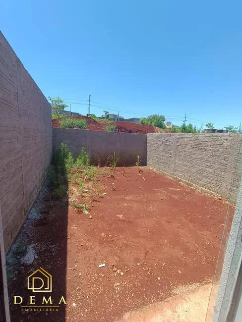 Foto 9 de Casa com 2 quartos à venda, 54m2 em Toledo - PR