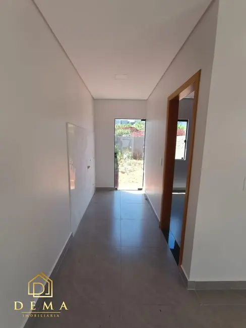 Foto 5 de Casa com 2 quartos à venda, 54m2 em Toledo - PR