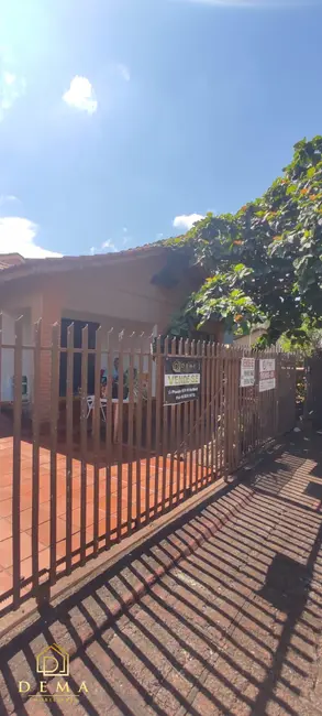 Casa com 2 quartos à venda, 150m2 em Vila Becker, Toledo - PR - imagem 1 Foto 1 de Casa com 2 quartos à venda, 150m2 em Vila Becker, Toledo - PR