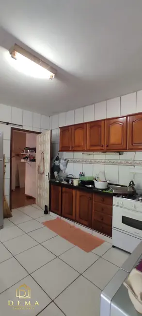 Casa com 2 quartos à venda, 150m2 em Vila Becker, Toledo - PR - imagem 8 Foto 8 de Casa com 2 quartos à venda, 150m2 em Vila Becker, Toledo - PR