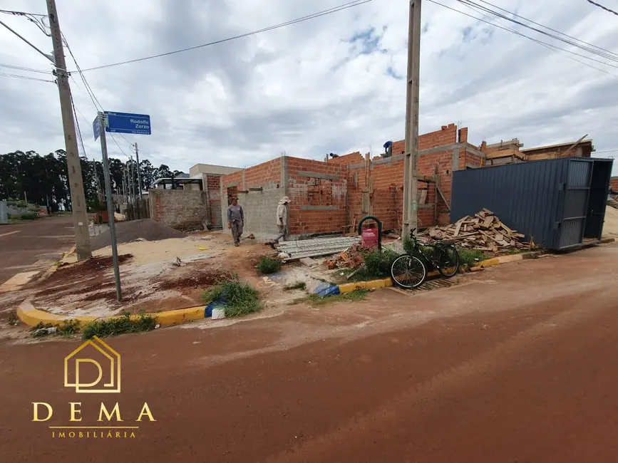 Foto 3 de Casa com 3 quartos à venda, 62m2 em Toledo - PR