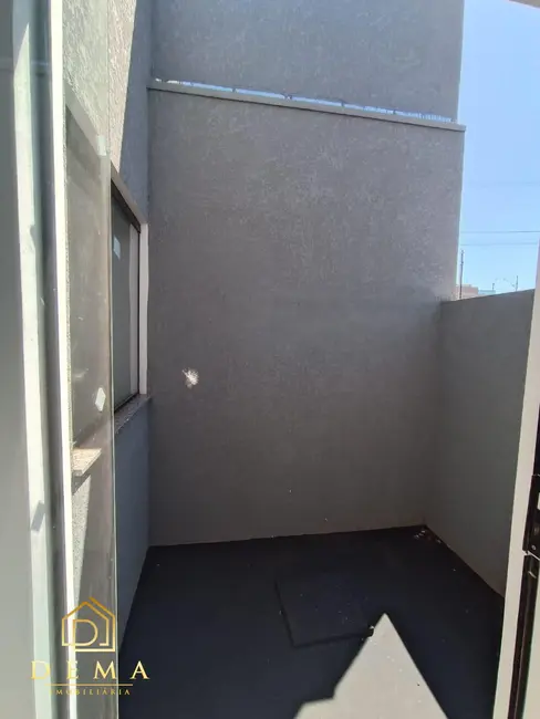 Foto 8 de Casa com 2 quartos à venda, 43m2 em Toledo - PR