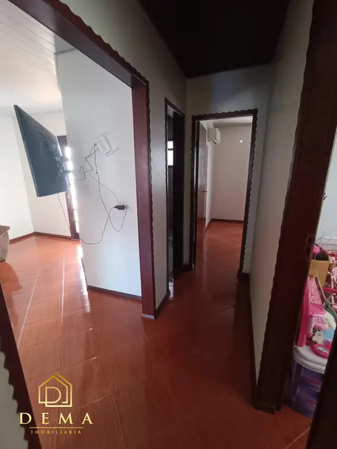 Casa com 3 quartos à venda, 120m2 em Jardim Panorama, Toledo - PR - imagem 9 Foto 9 de Casa com 3 quartos à venda, 120m2 em Jardim Panorama, Toledo - PR