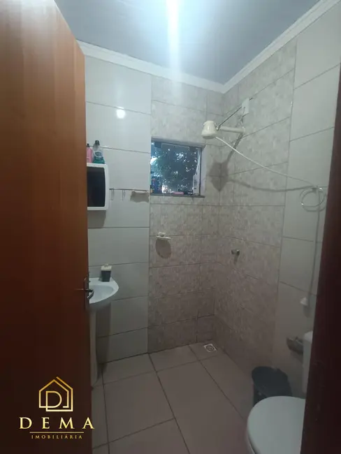 Foto 7 de Casa com 2 quartos à venda, 47m2 em Toledo - PR