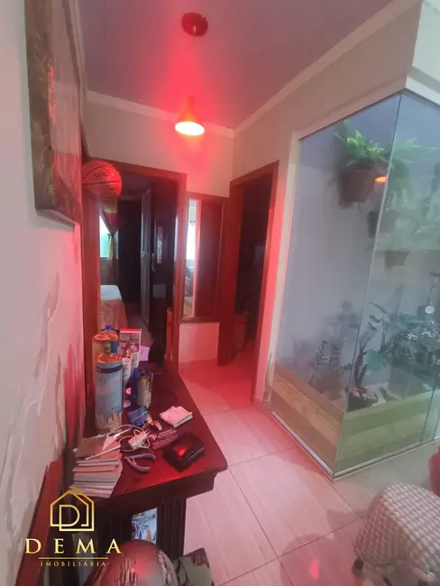 Foto 4 de Casa com 2 quartos à venda, 47m2 em Toledo - PR