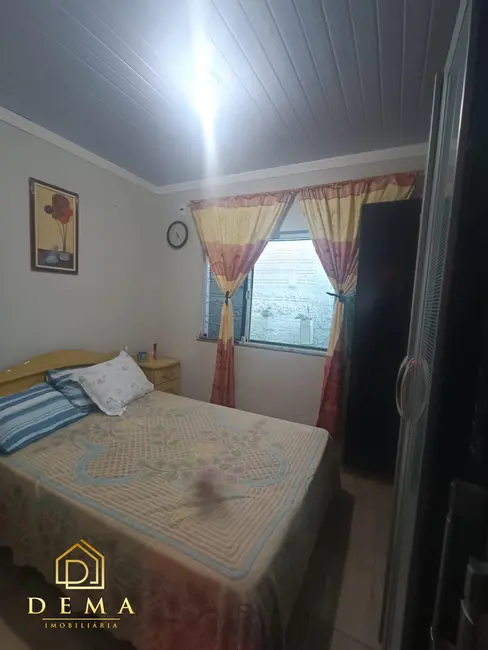 Foto 6 de Casa com 2 quartos à venda, 47m2 em Toledo - PR