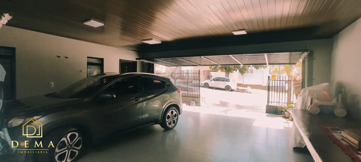 Foto 4 de Casa à venda em Jardim Pancera, Toledo - PR