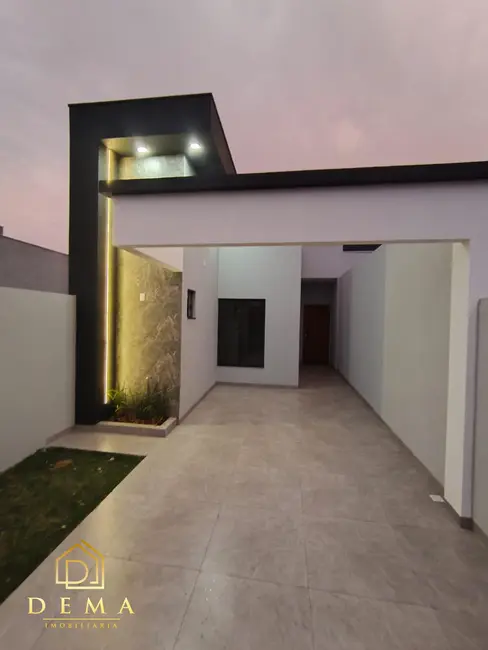 Casa com 1 quarto à venda, 56m2 em Jardim Coopagro, Toledo - PR - imagem 1 Foto 1 de Casa com 1 quarto à venda, 56m2 em Jardim Coopagro, Toledo - PR