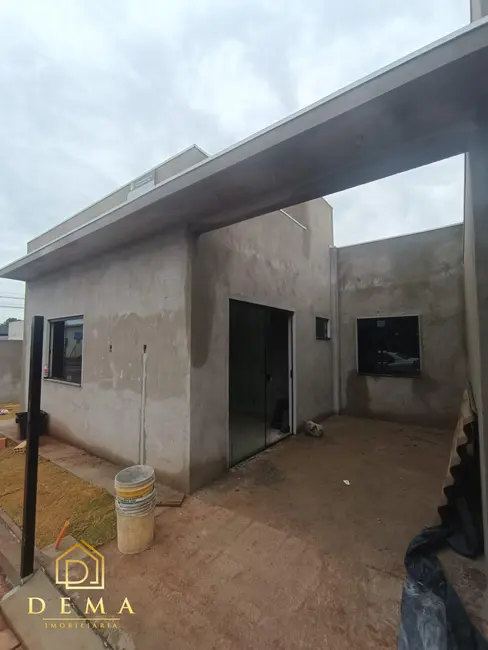 Casa com 2 quartos à venda em São Francisco, Toledo - PR - imagem 2 Foto 2 de Casa com 2 quartos à venda em São Francisco, Toledo - PR