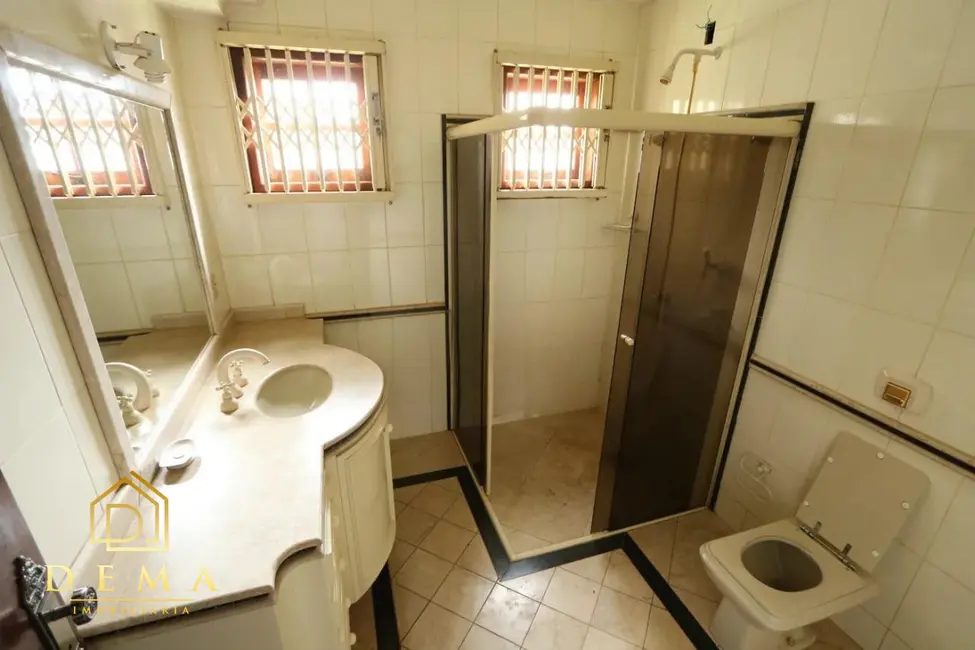 Casa com 2 quartos à venda, 261m2 em Jardim Porto Alegre, Toledo - PR - imagem 6 Foto 6 de Casa com 2 quartos à venda, 261m2 em Jardim Porto Alegre, Toledo - PR