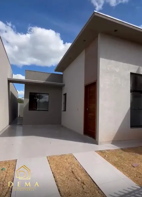 Foto 3 de Casa com 2 quartos à venda, 62m2 em Vila Pioneiro, Toledo - PR