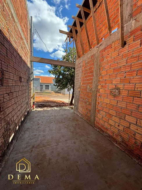Casa com 2 quartos à venda, 46m2 em Jardim Coopagro, Toledo - PR - imagem 7 Foto 7 de Casa com 2 quartos à venda, 46m2 em Jardim Coopagro, Toledo - PR