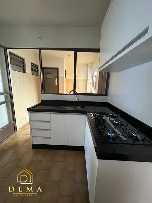 Apartamento com 2 quartos à venda, 122m2 em Centro, Toledo - PR - imagem 9 Foto 9 de Apartamento com 2 quartos à venda, 122m2 em Centro, Toledo - PR