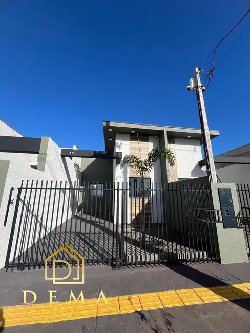 Casa com 3 quartos à venda, 68m2 em Pinheirinho, Toledo - PR - imagem 1 Foto 1 de Casa com 3 quartos à venda, 68m2 em Pinheirinho, Toledo - PR